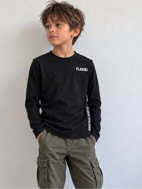 FLAKIKI Children Long-Sleeve Crewneck T-Shirt - Black (Size 9Y)